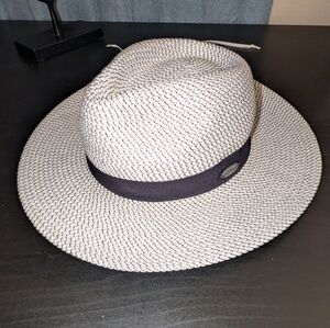 Wallaroo Charlie Hat Women's adjustable Draw String